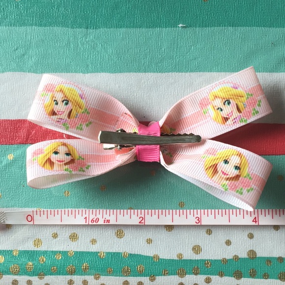 DISNEY PRINCESS NWOT HAIR ALLIGATOR CLIP - Picture 3 of 3